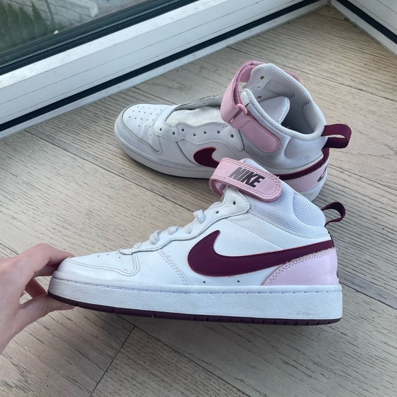 Nike dunks mid size 6Y pink! - Picture 9 of 9